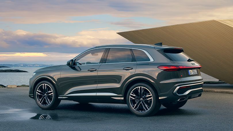 Audi Q5 SUV vista lateral