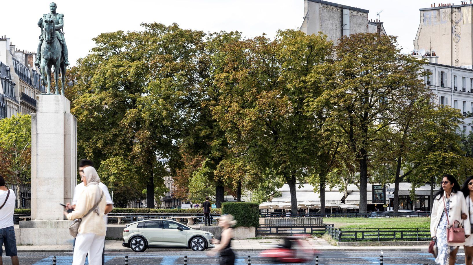 Audi A2 e-tron no Salão Automóvel de Paris: mobilidade elétrica eficiente para a Europa