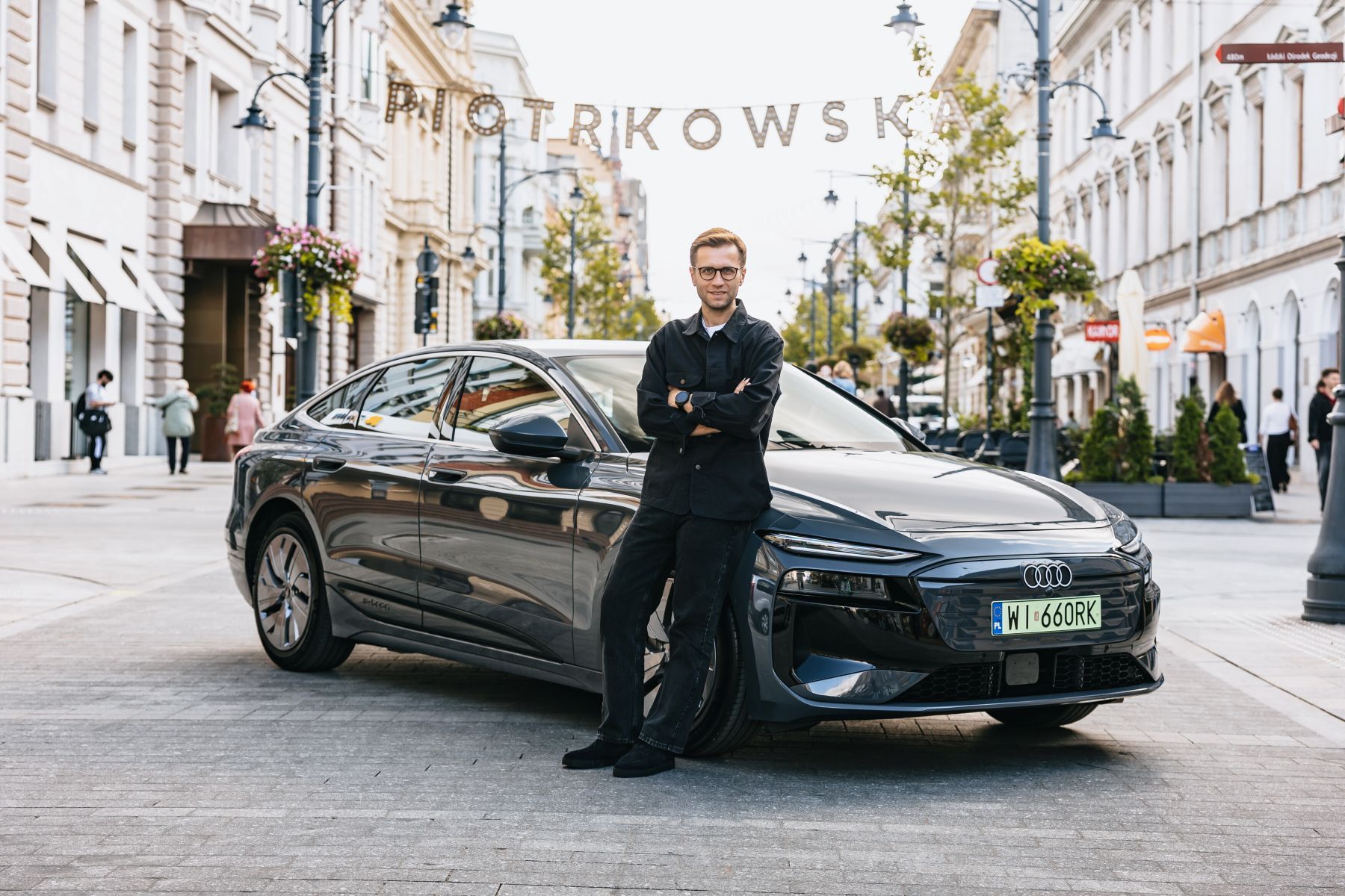 1.338 quilómetros com uma única carga: Miko Marczyk estabelece recorde do Guinness ao volante do Audi A6 Sportback e-tron