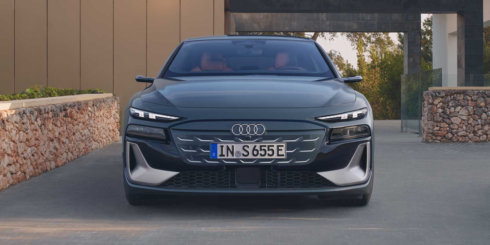 Audi S6 Avant e-tron vista dianteira
