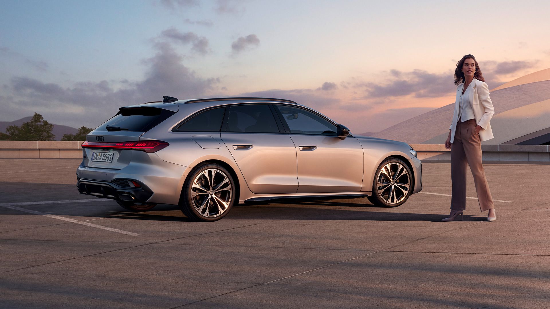 Audi A5 Avant vista lateral