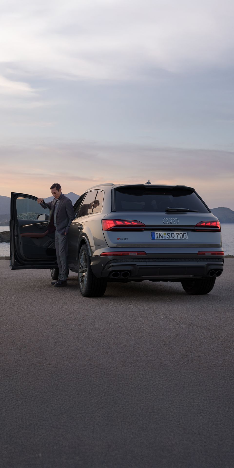 Audi SQ7 vista traseira